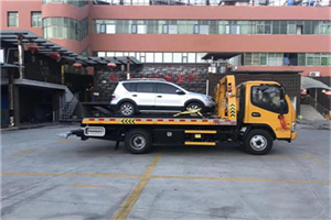 银海附近汽车拖车电话